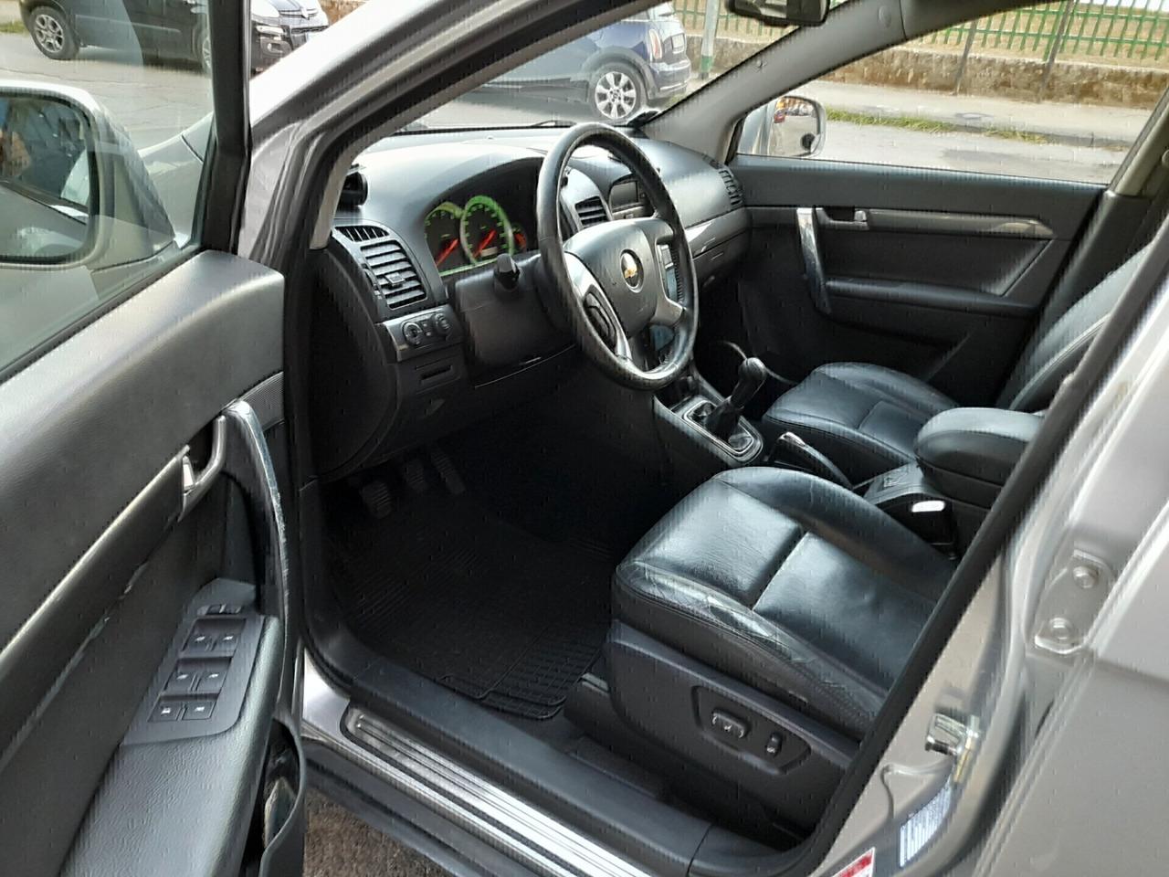 Chevrolet Captiva 4X4 7 POSTI