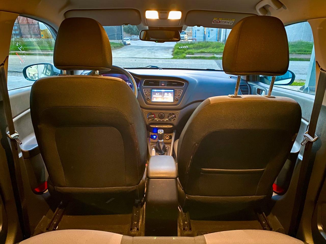 Hyundai i20 1.2 benzina 84 cv. 5 porte