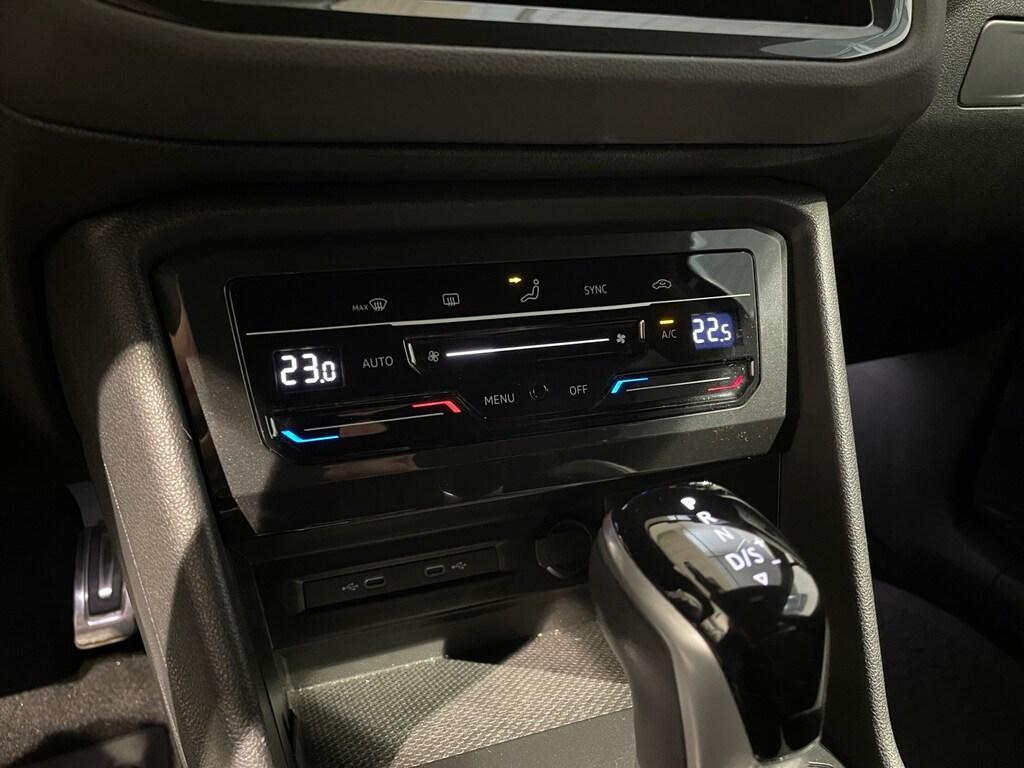 Volkswagen Tiguan II 2021 2.0 Tdi 150CV DSG R-Line