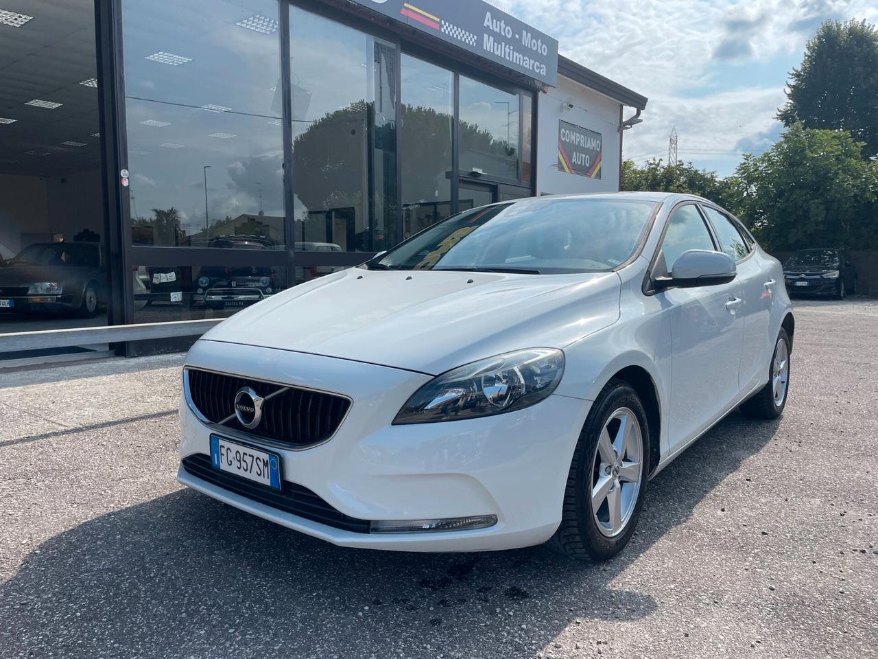 Volvo V40 D2 Business ANCHE X NEOPATENTATI