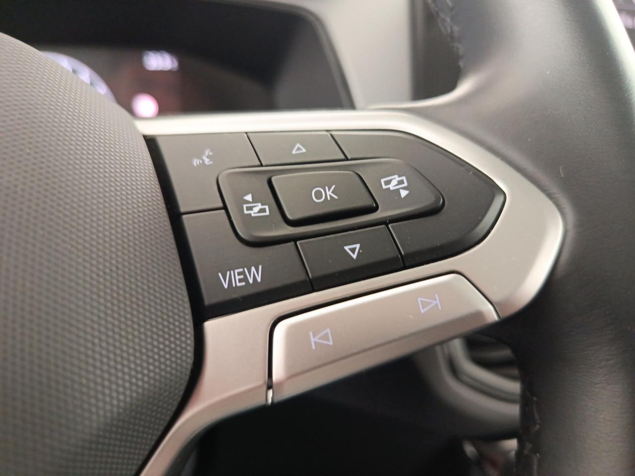 VOLKSWAGEN T-Cross - T-Cross 1.0 TSI Life