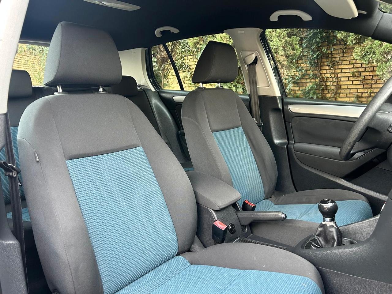 Volkswagen Golf 1.6 TDI DPF 5p. Sport Edition