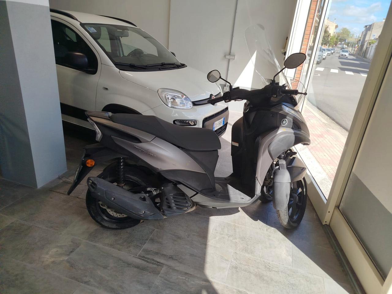 YAMAHA TRICITY 125 E4