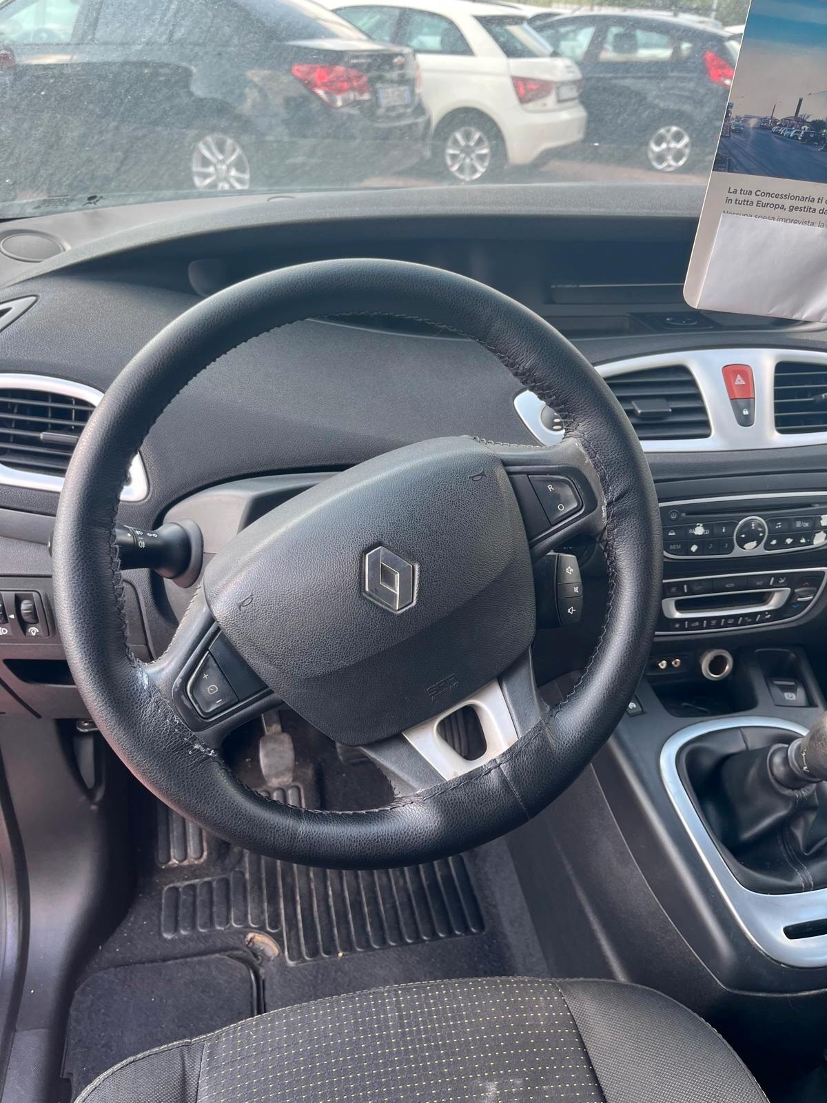 Renault Scenic Scénic 1.5 dCi 110CV Dynamique