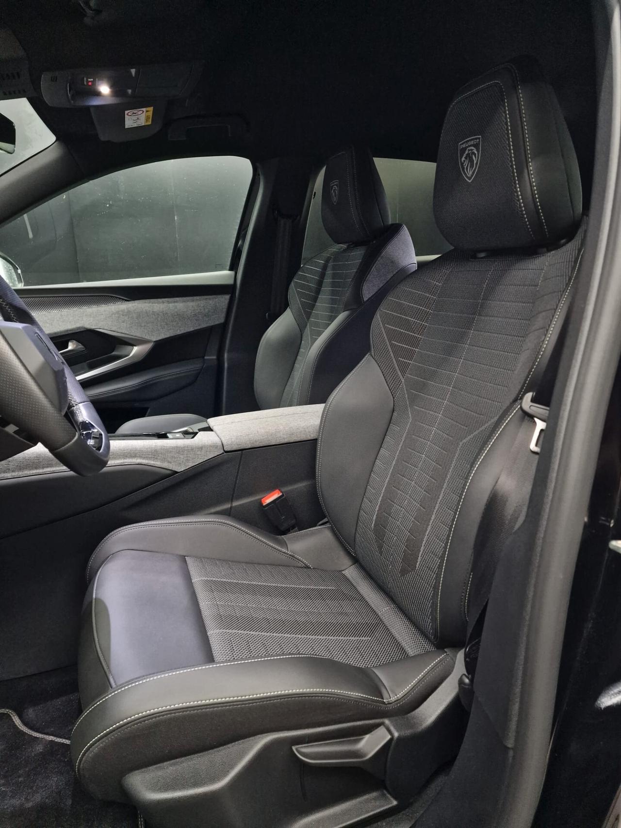 Peugeot 3008 1.2 Hybrid 145 e-DCS6 GT