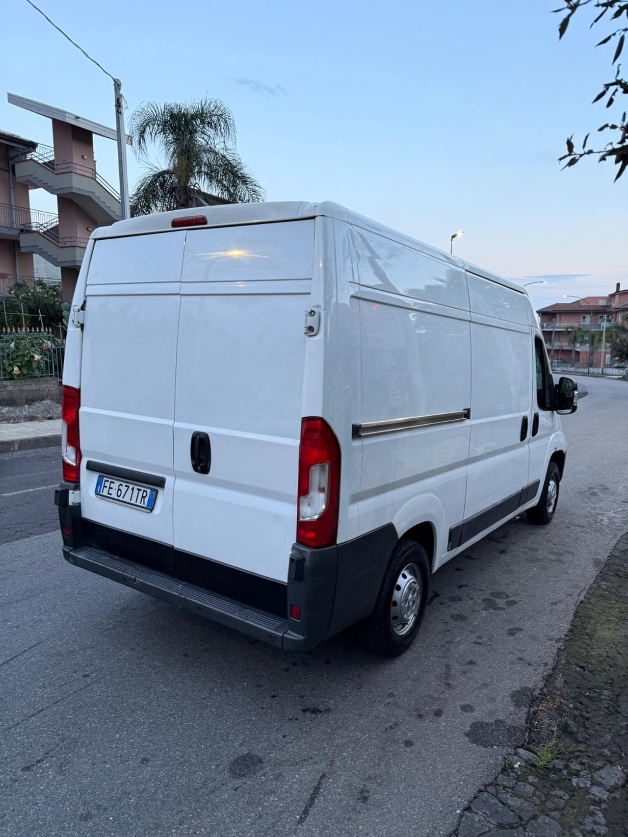 Peugeot Boxer 2.0 Diesel 130cv