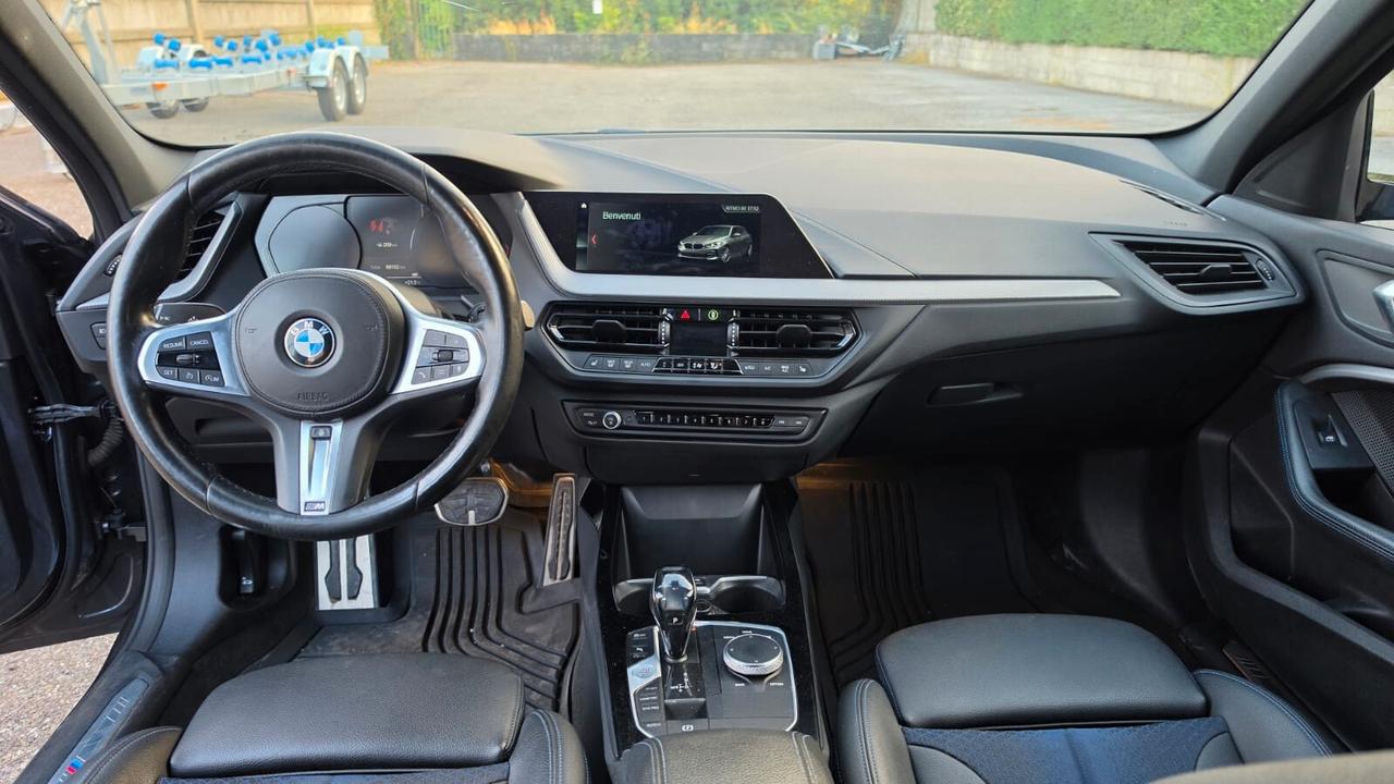 Bmw 118 118i 5p. Msport