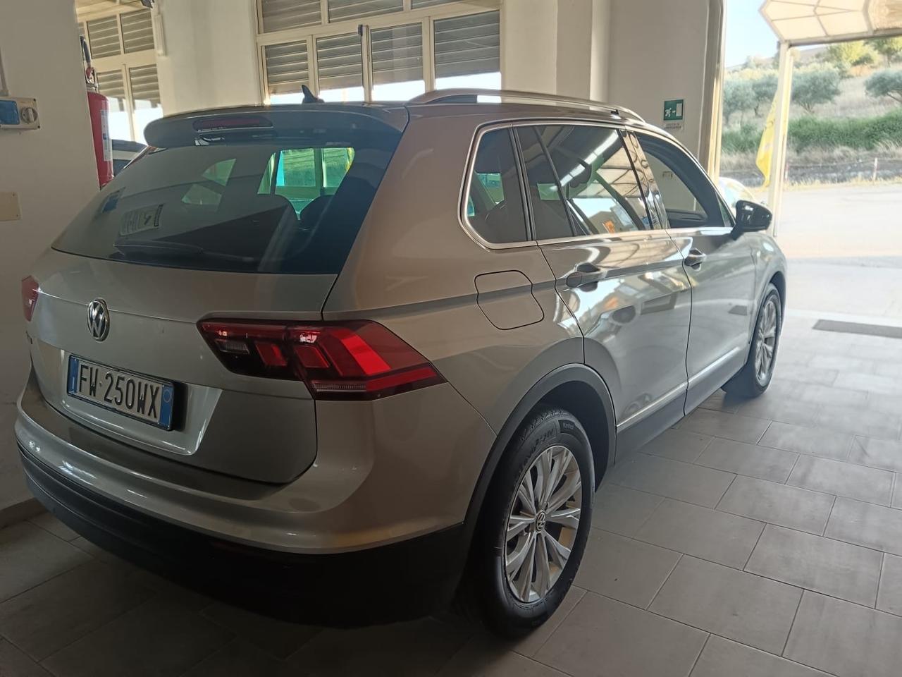 Volkswagen Tiguan 1.6 TDI SCR Urban BlueMotion Technology