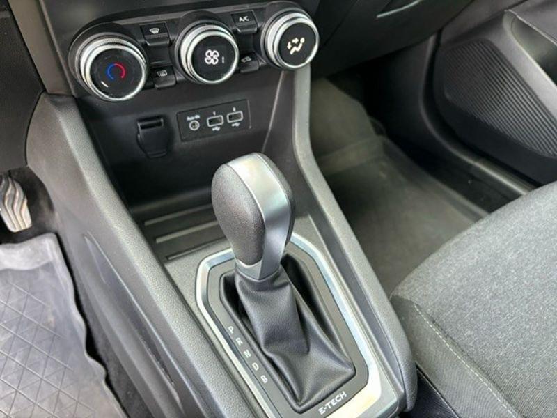 Renault Clio 1.6 E-Tech hybrid Zen 140cv auto