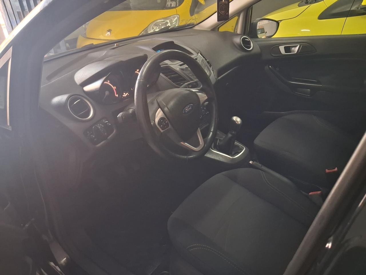 Ford Fiesta 1.5 TDCi 75CV 5 porte unico prop 2013