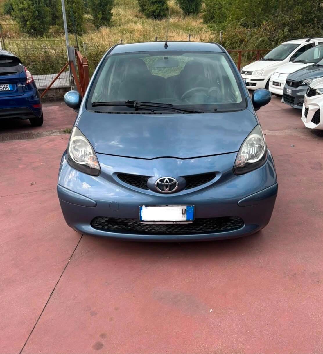 Toyota Aygo 1.0 12V VVT-i 5 porte Sound