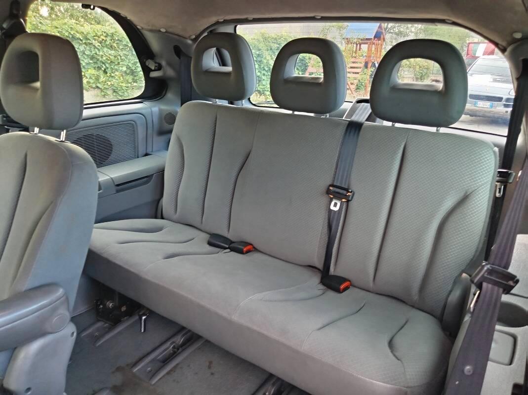 Chrysler Voyager Voyager 2.5 crd LX
