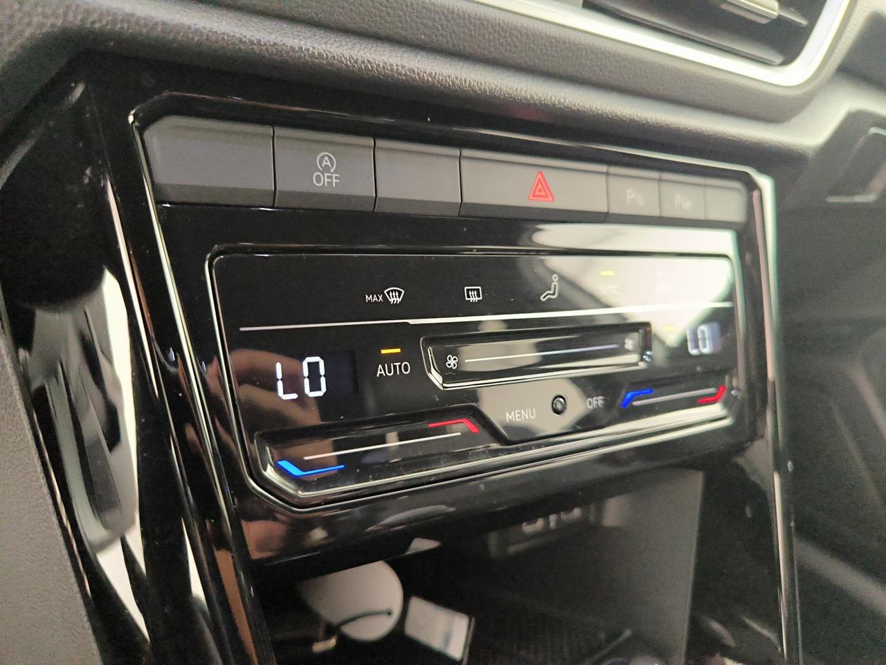 Volkswagen T-Roc 1.0 tsi r-line 110cv
