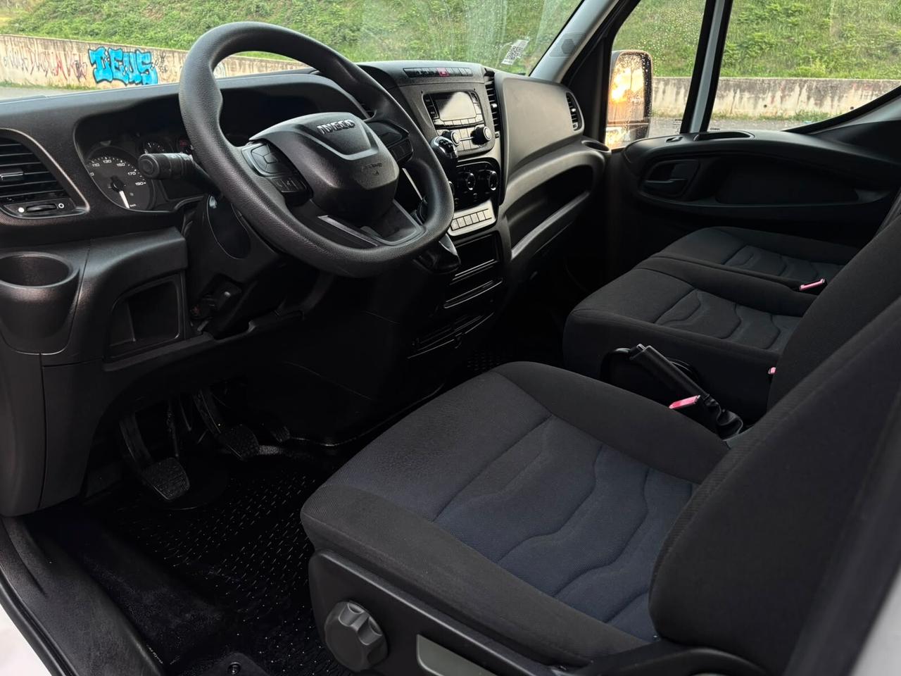 IVECO DAILY 35 S 12 H2
