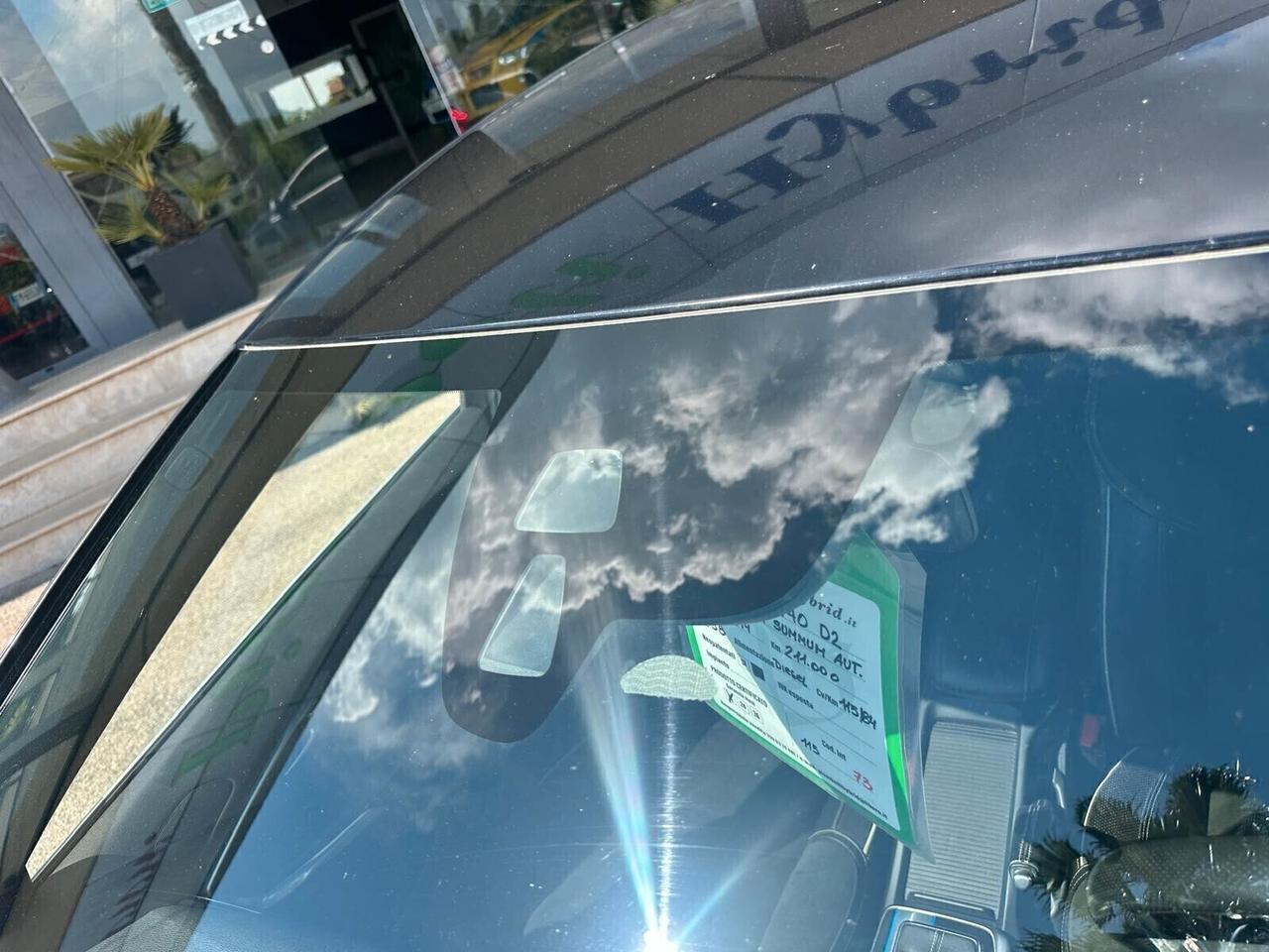 Volvo V40 D2 1.6 Powershift SUMMUM NEOPATENTATI AUTOMATICA