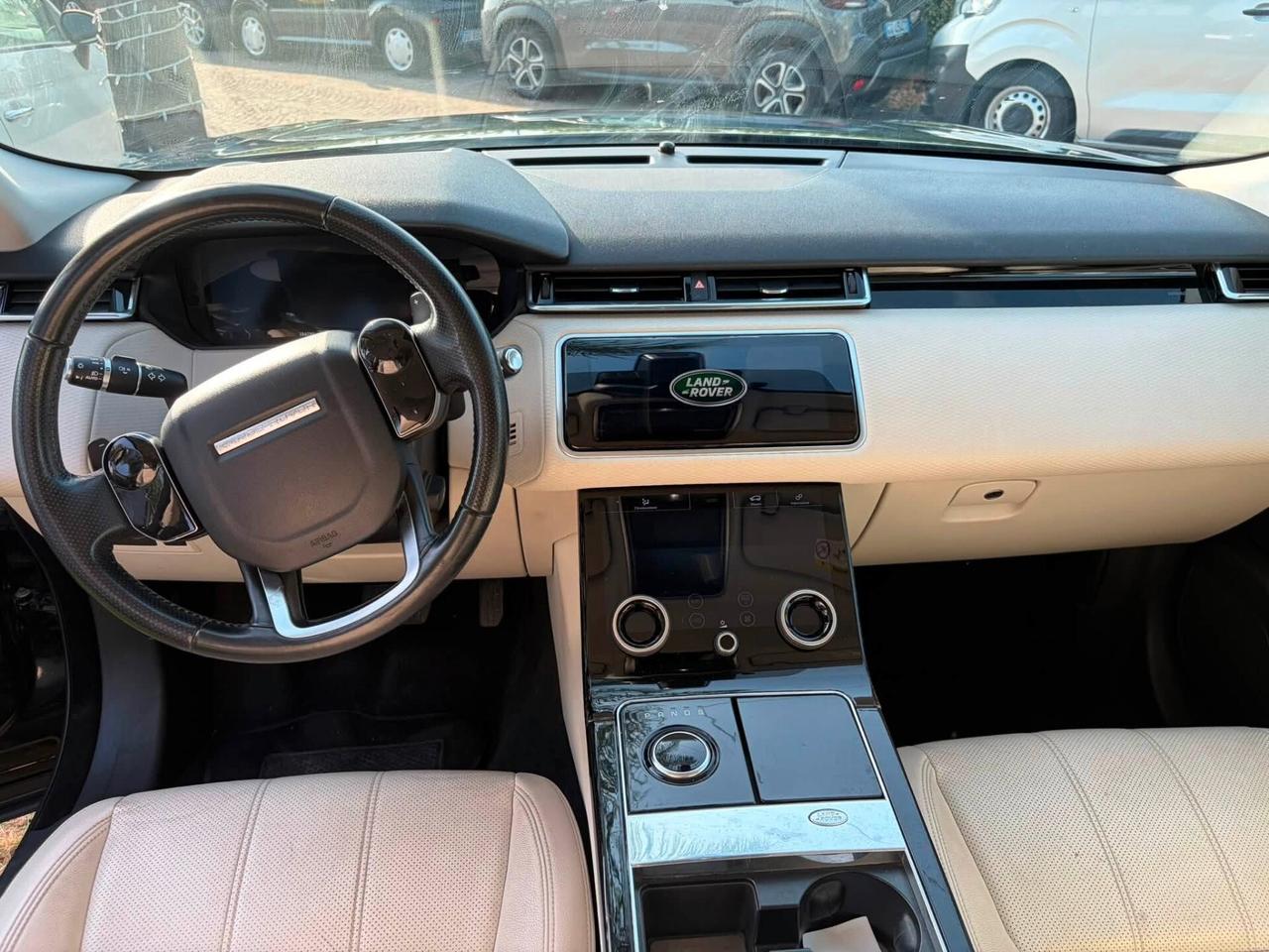 Land Rover Range Velar 2.0 TD4 180 CV R-Dynamic