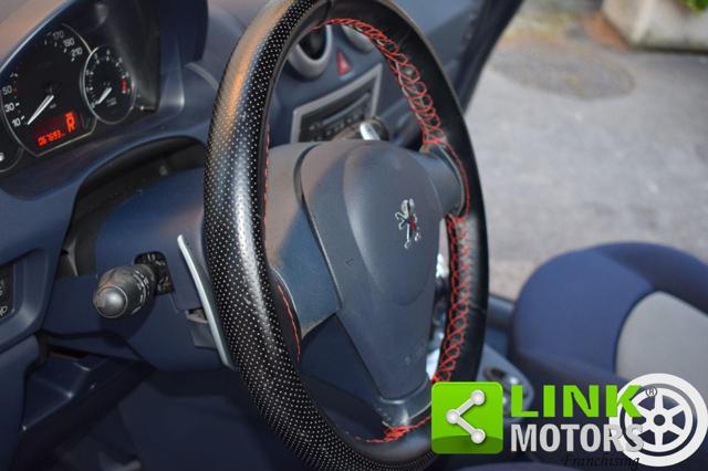 PEUGEOT 1007 1.4 Sporty 2Tronic