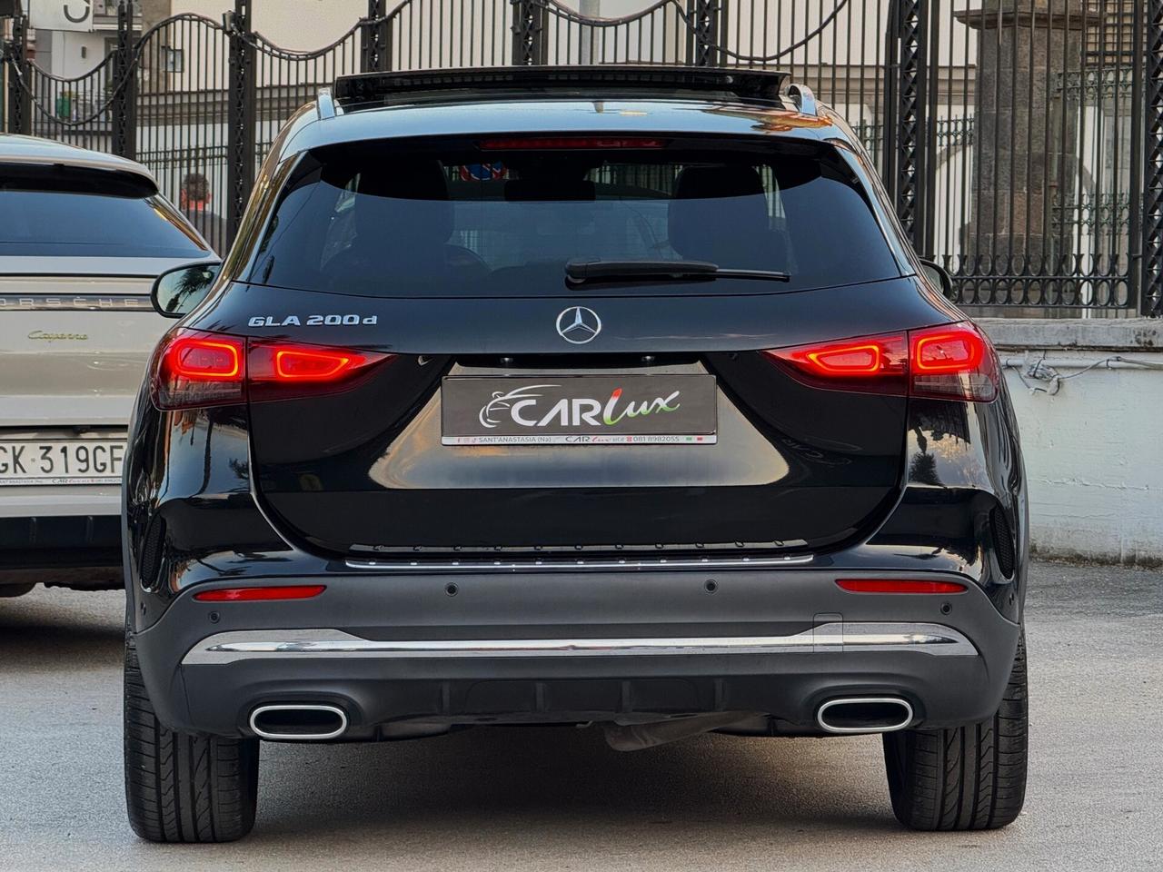 Mercedes-Benz GLA 200 d Premium Plus AMG TETTO