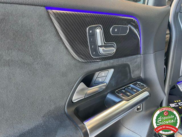 MERCEDES-BENZ GLA 200 d Auto Premium AMG *TETTO*NIGHT