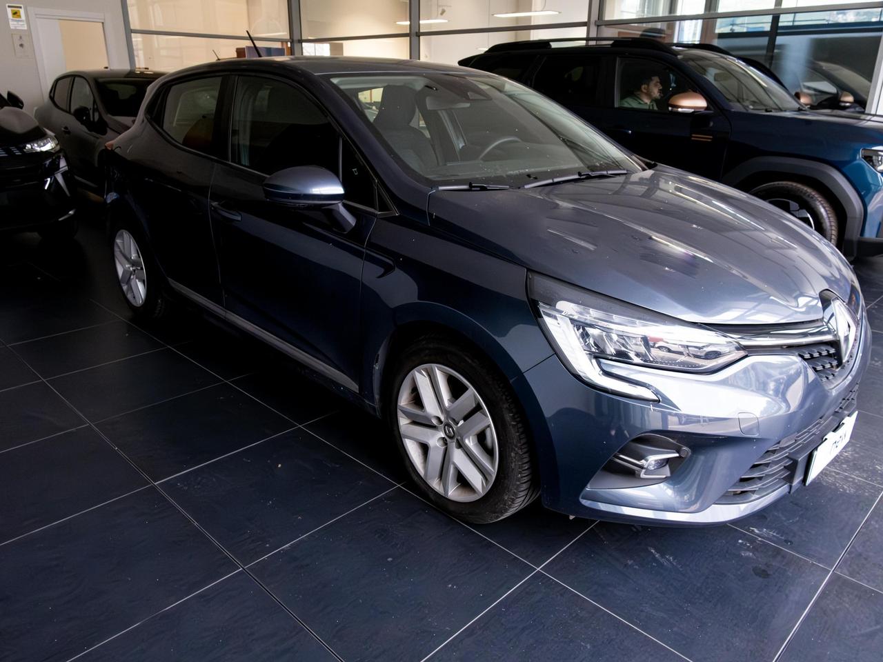 Renault Clio 1.6 e-tech hybrid zen 140cv auto my21