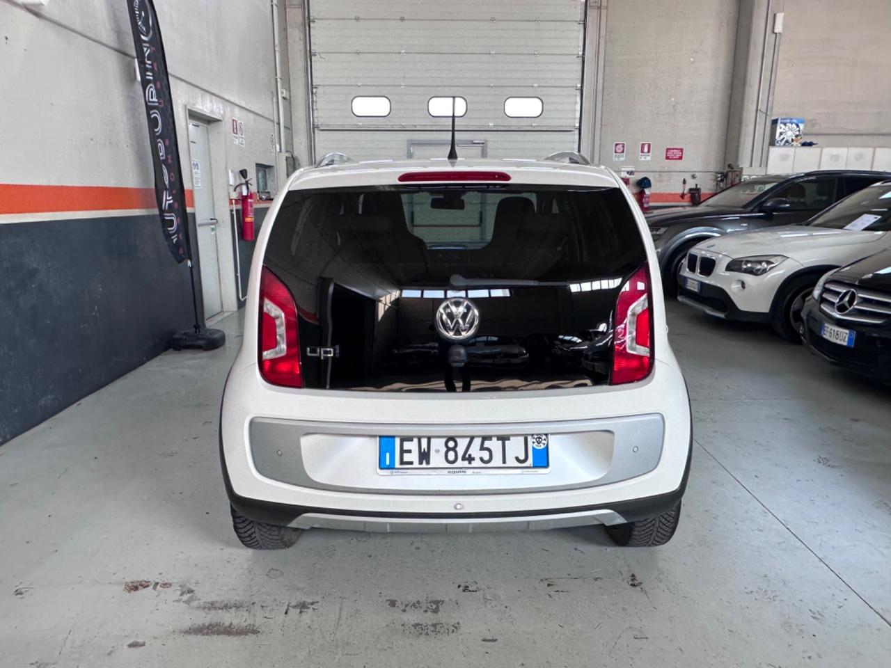 Volkswagen up! 1.0 75 CV 5p. cross