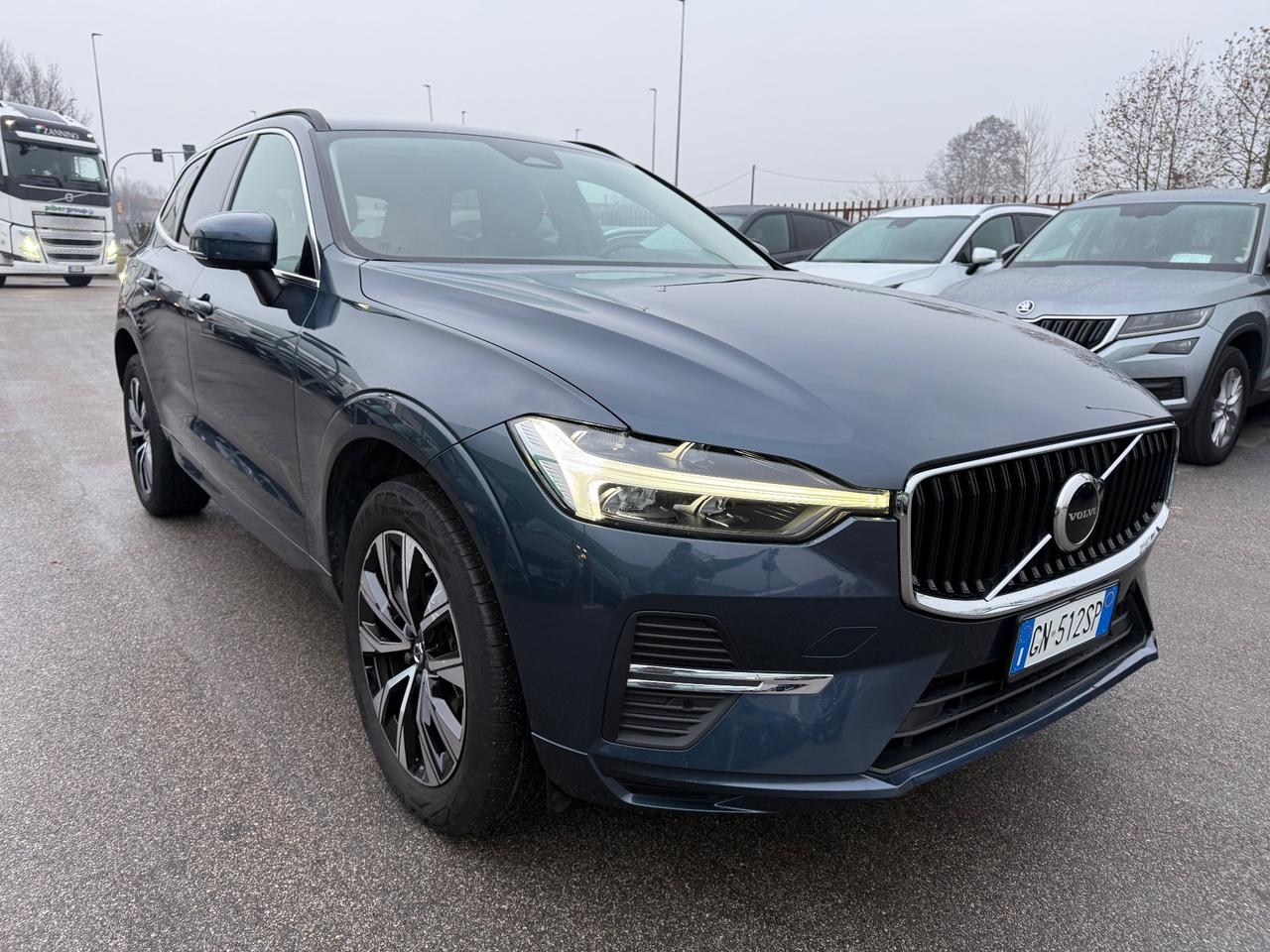 Volvo XC60 B4 (d) MY23 Automatico Core My23