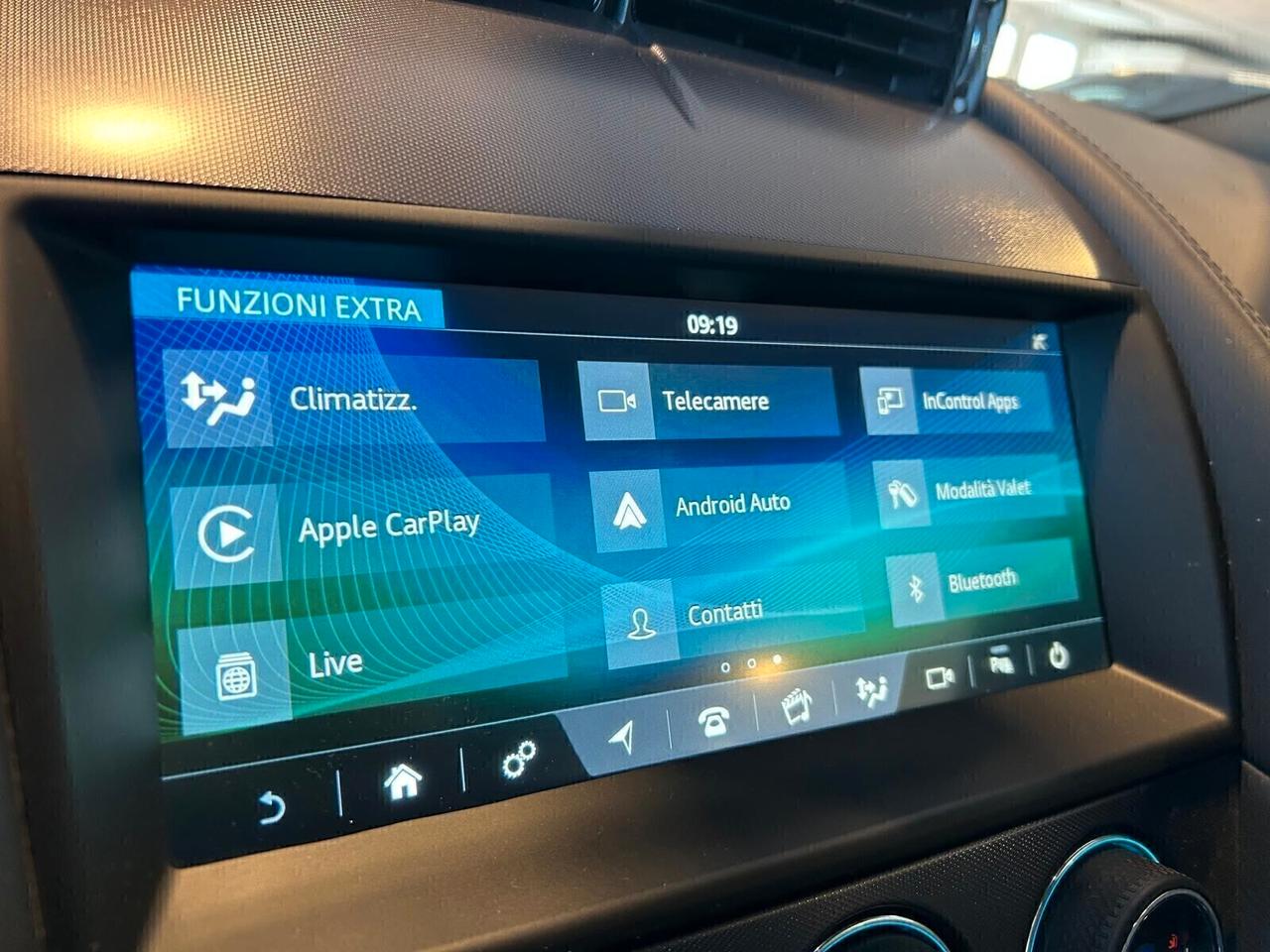 Jaguar F-Type Coupé 2.0 300 cv aut. CUP