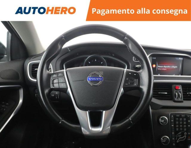 VOLVO V40 Cross Country D2 1.6 Momentum