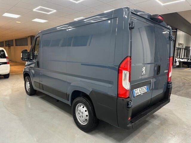 Peugeot Boxer 330 2.2 BlueHDi 120 S&S PC-TN Furgone * 6.000 KM *