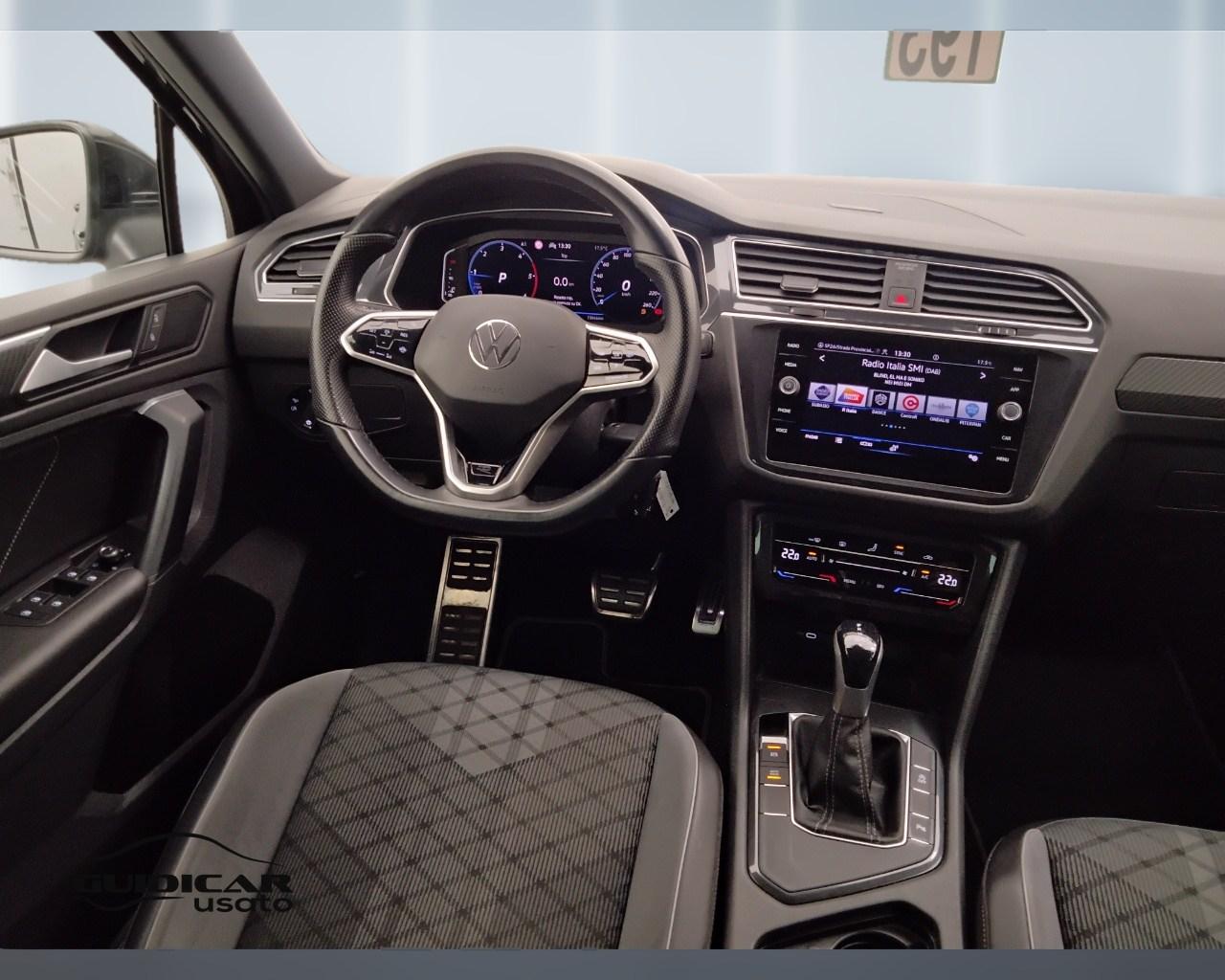 VOLKSWAGEN Tiguan II 2021 - Tiguan 2.0 tdi R-Line 150cv dsg