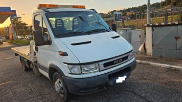 Iveco Daily CARRO ATTREZZI CON DISPOSITIVO EURO 5 SCARRABILE CON TELECOMANDO, VERRICELLO, PORTA MOTO!!!!