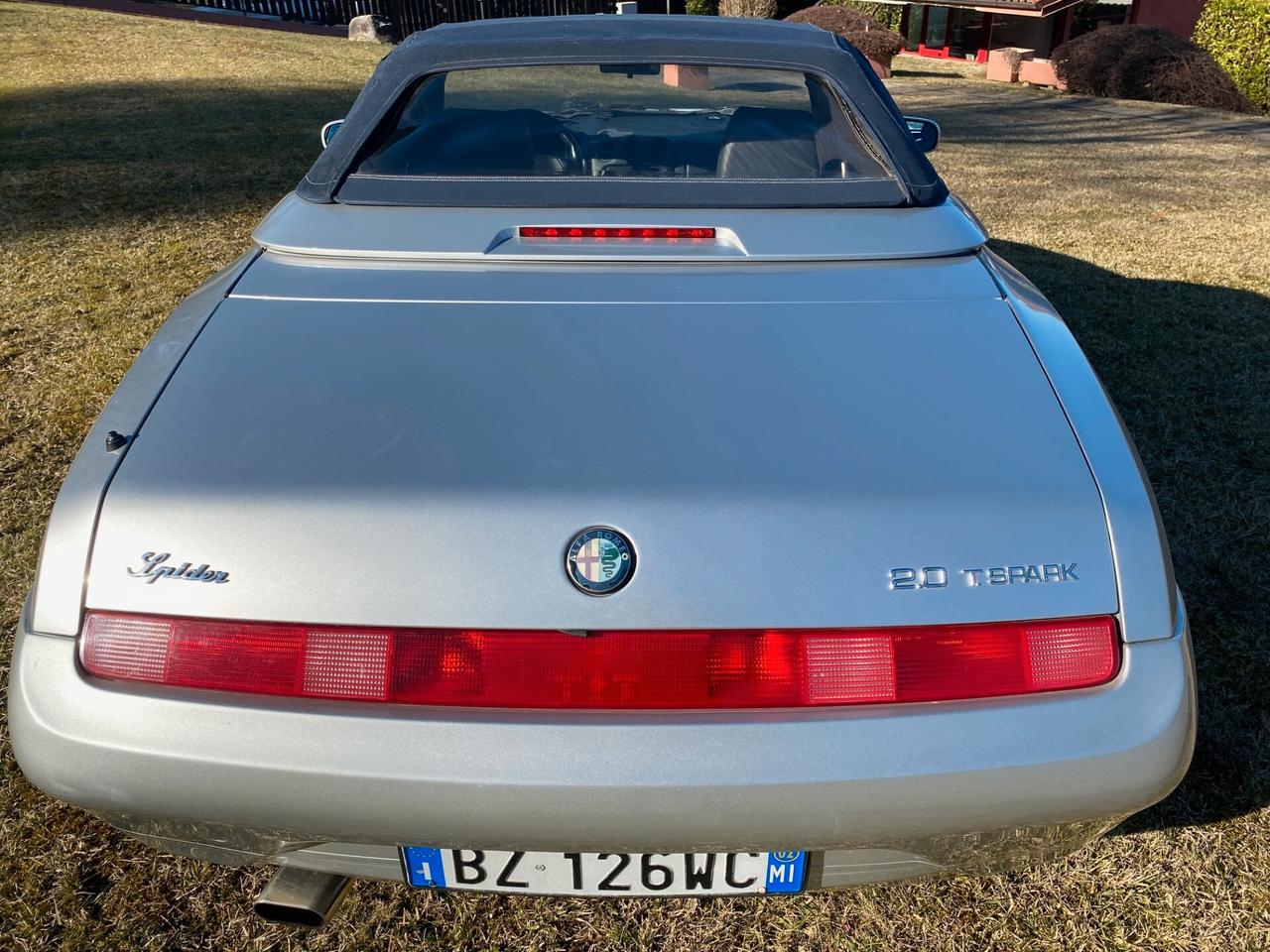 Alfa Romeo GTV Spider 2.0i 16V Twin Spark cat L