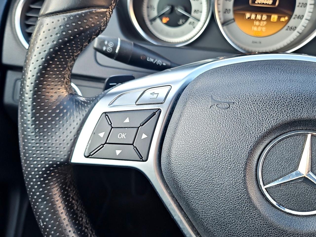 Mercedes-benz C 220 CDI BlueEFFICIENCY Coupé Avantgarde