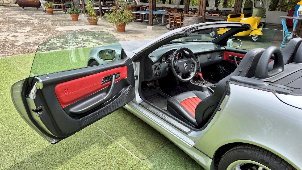 Mercedes-benz SLK 32 AMG Kompressor - 2001