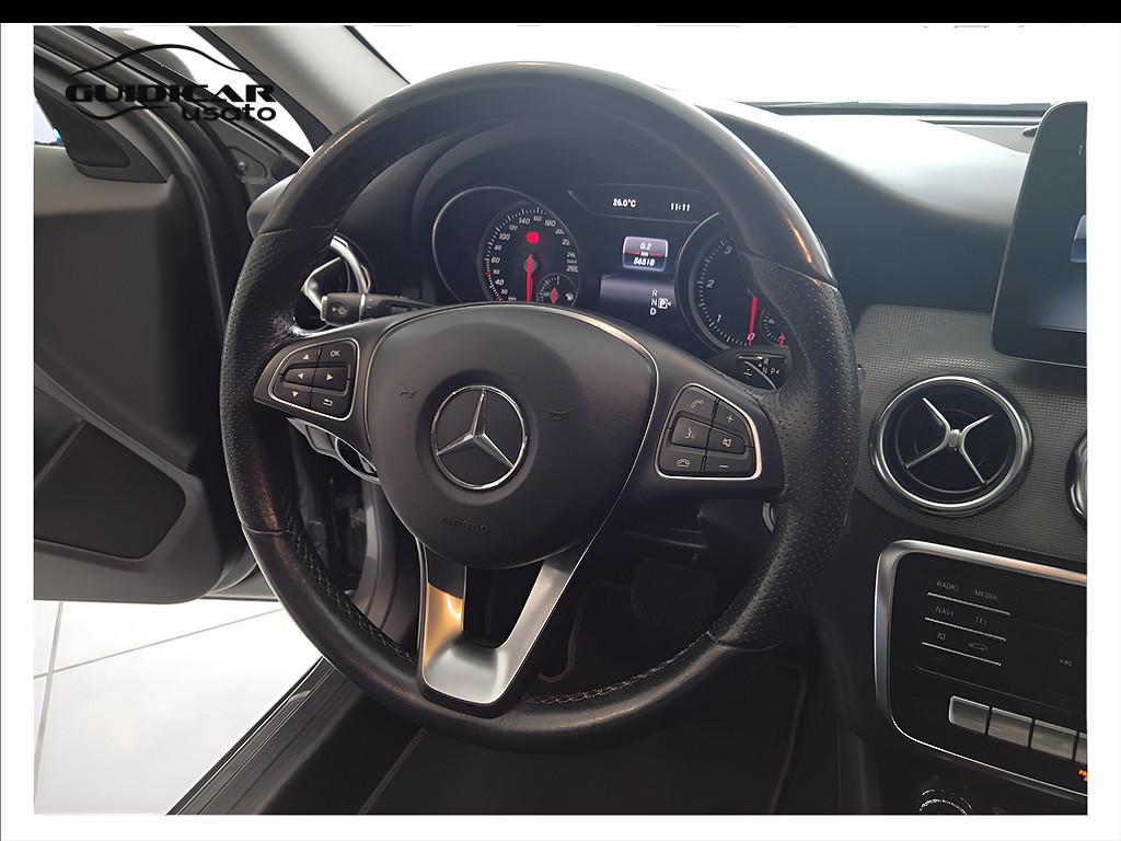 Mercedes-Benz GLA-X156 2017 - GLA 200 d Sport auto