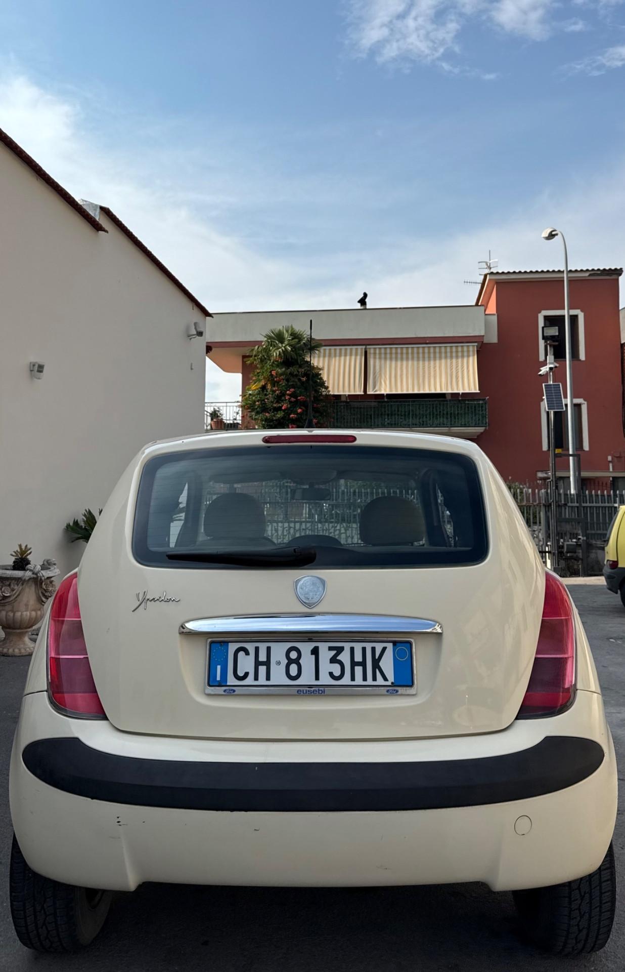 Lancia Ypsilon 1.2 Metano 60 Cv