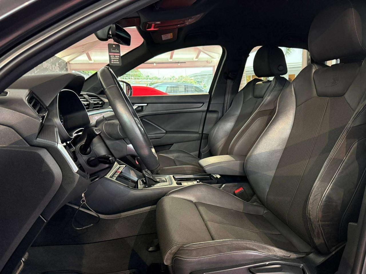 Audi Q3 35 TDI S tronic line edition