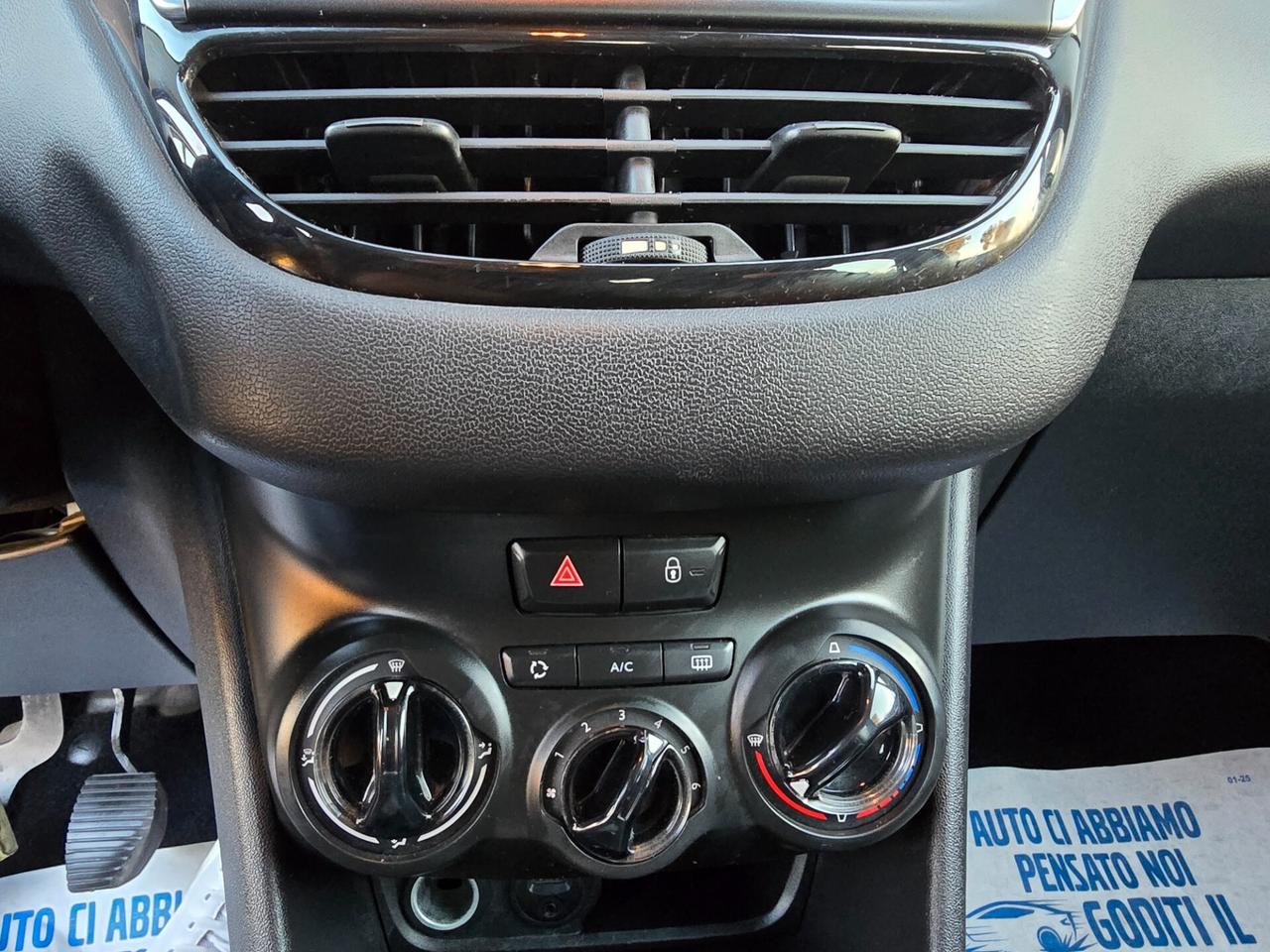 Peugeot 208 1.4 HDi 68 CV 5 porte Active