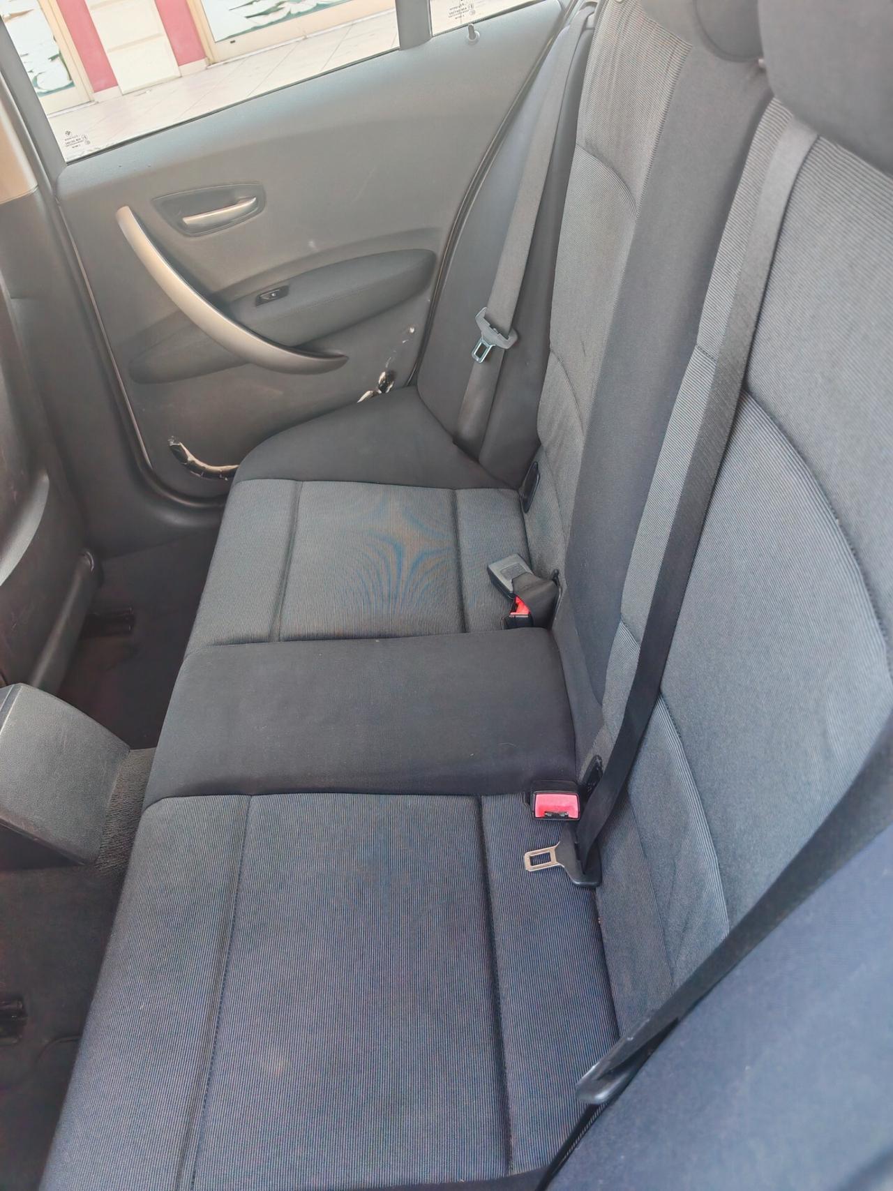 Bmw 118d 5p passaggio compreso