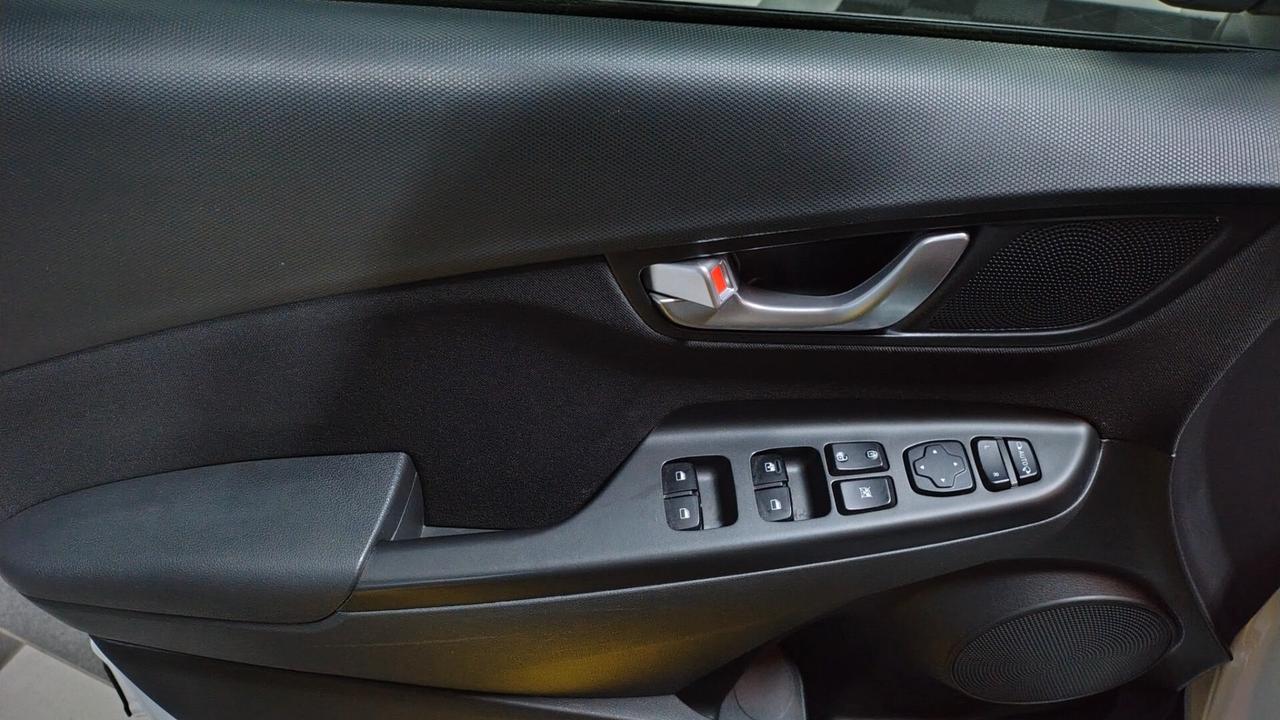 Hyundai Kona 1.6 CRDI Hybrid 48V iMT XLine