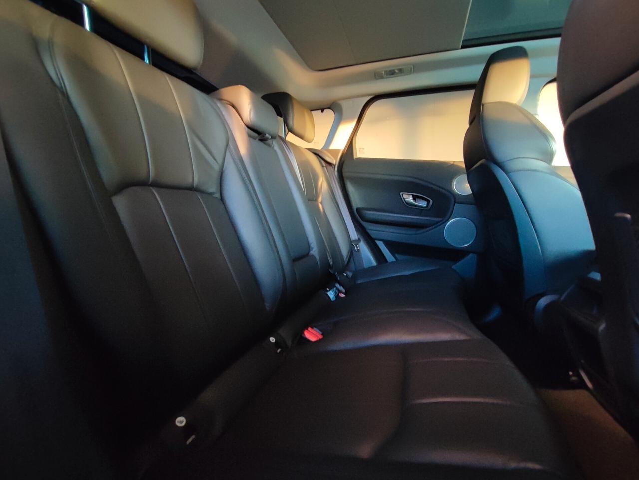 Land Rover Range Evoque 2.0 TD4 150 CV 5p. SE Dynamic