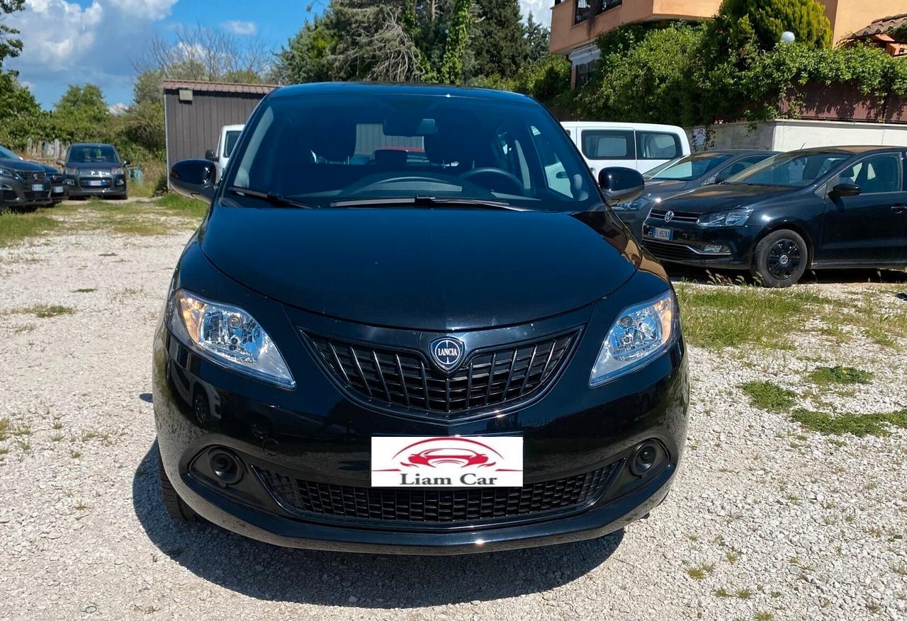 Lancia Ypsilon 1.0 Hybrid Ok Neop.
