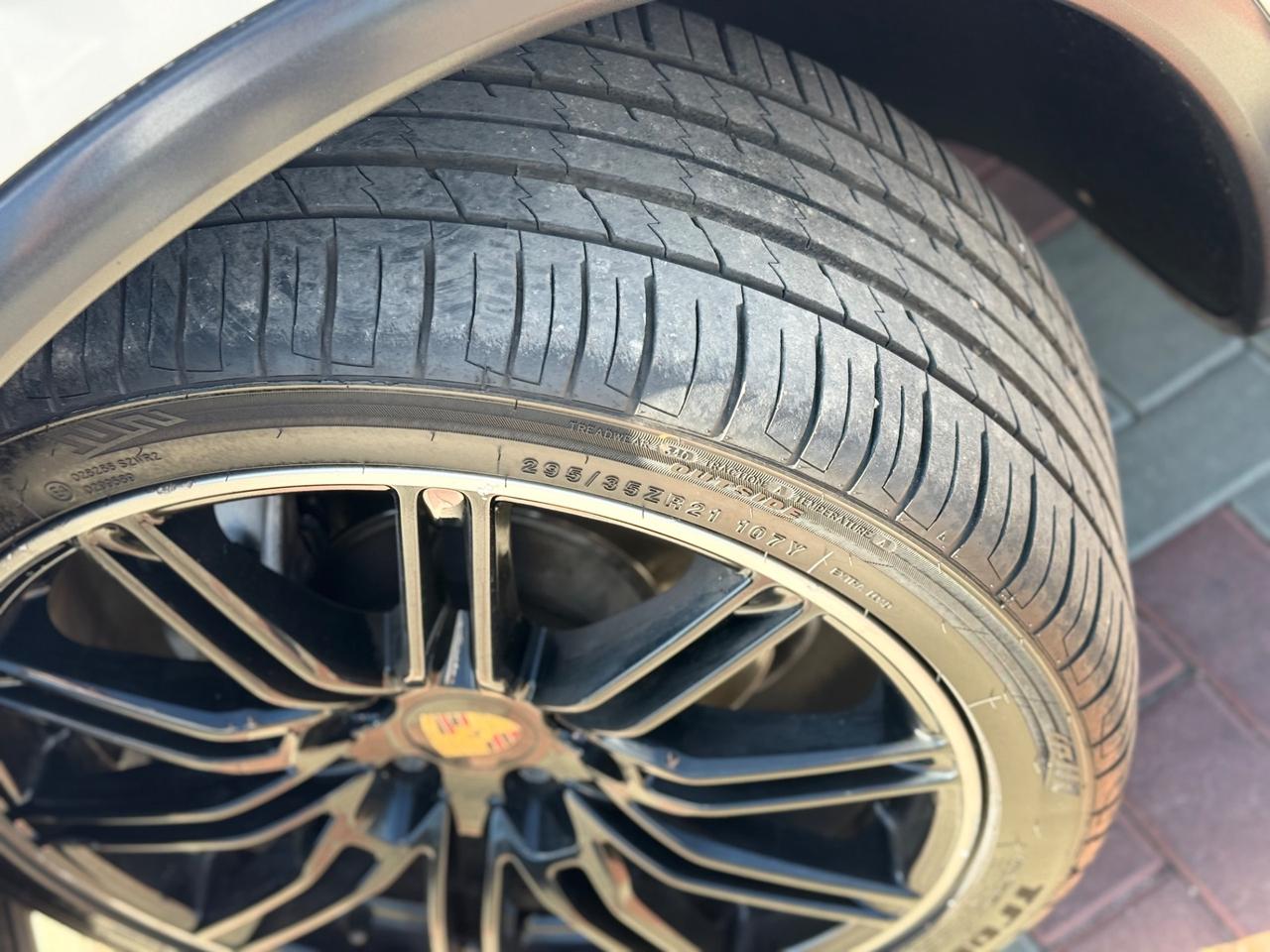 Porsche Cayenne 3.0 Diesel 245CV SOSPES.PNEUMATICHE