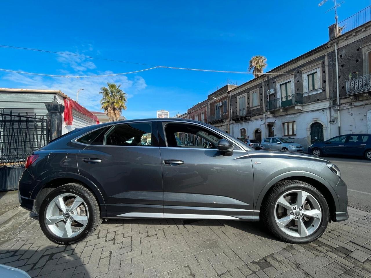 Audi Q3 40 TDI quattro S tronic S-Line interno/esterno