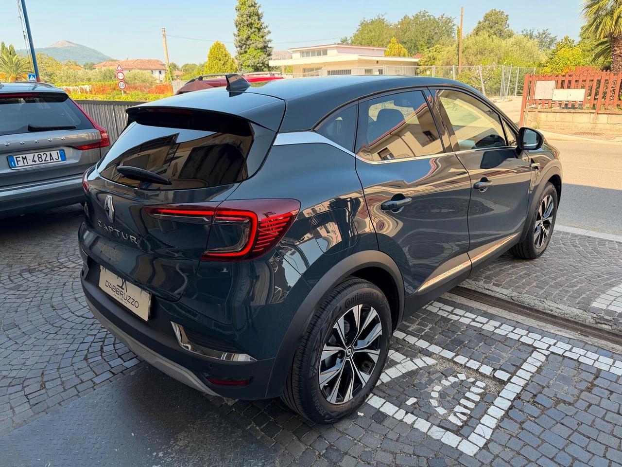 CAPTUR 1.0 GPL DI SERIE 100cv Techno UNICA!
