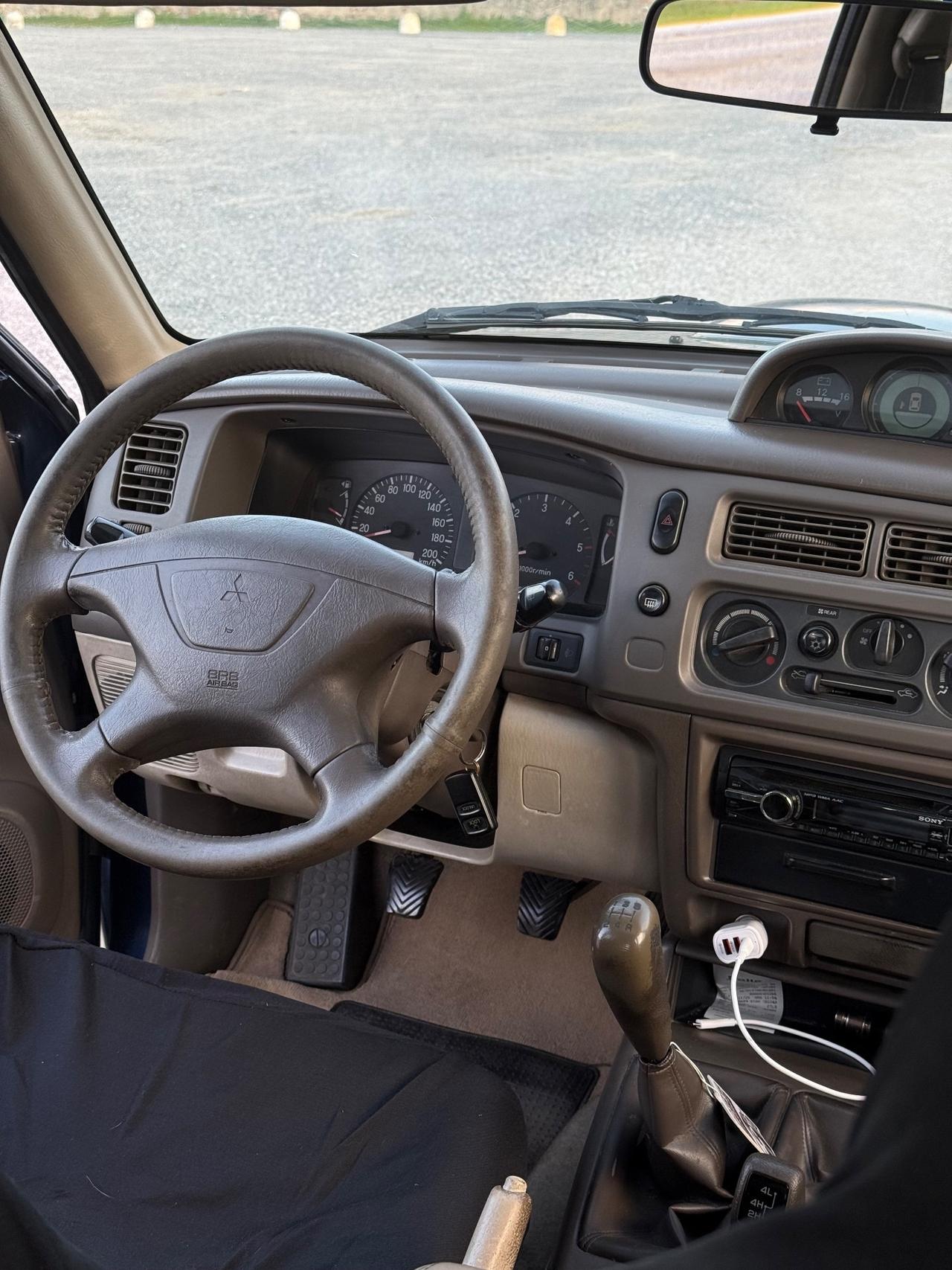 Mitsubishi Pajero Sport 2.5 TDI GLS Target