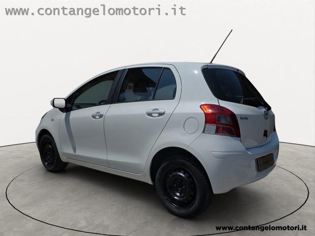 TOYOTA Yaris 1.0 5 porte Sol