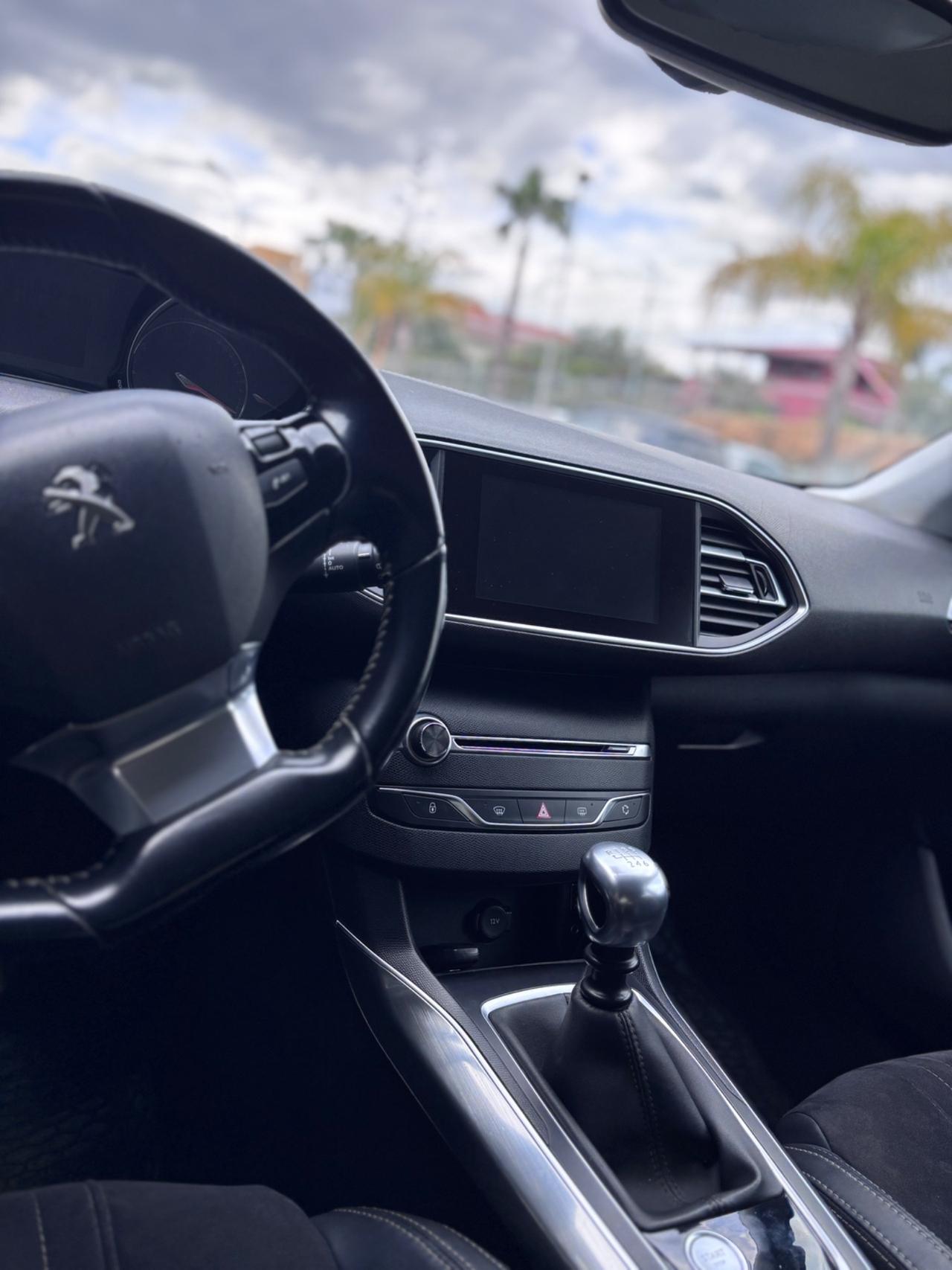 Peugeot 308 BlueHDi N1 120 S&S SW Allure