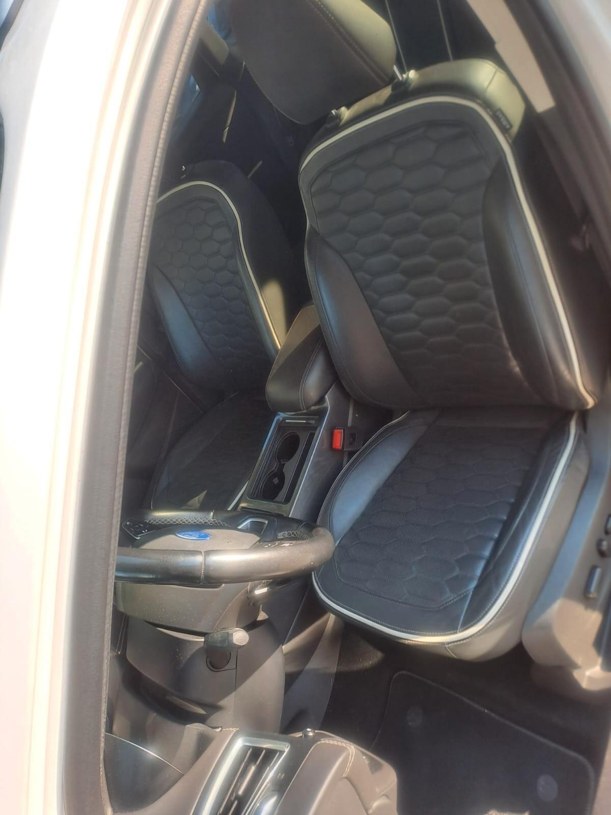 Ford Kuga Vignale 2.0 TDCI 180 CV S&S 4WD
