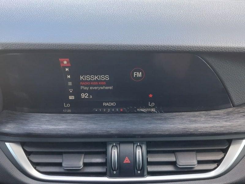 Alfa Romeo Stelvio 2.2 Turbo Diesel 160CV AT8 RWD Business